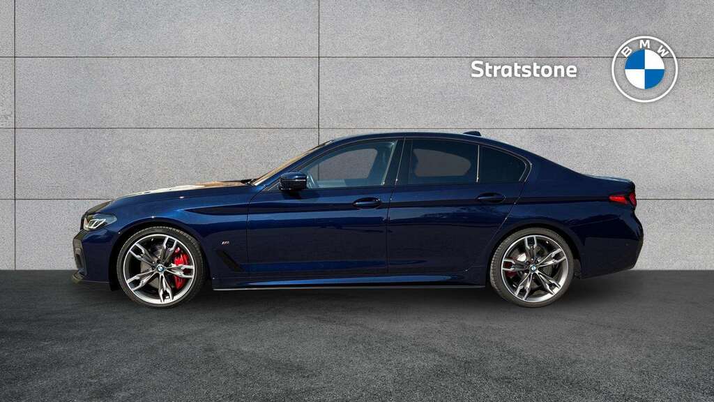 BMW 5 Series M550i Xdrive 2023 Blue #4