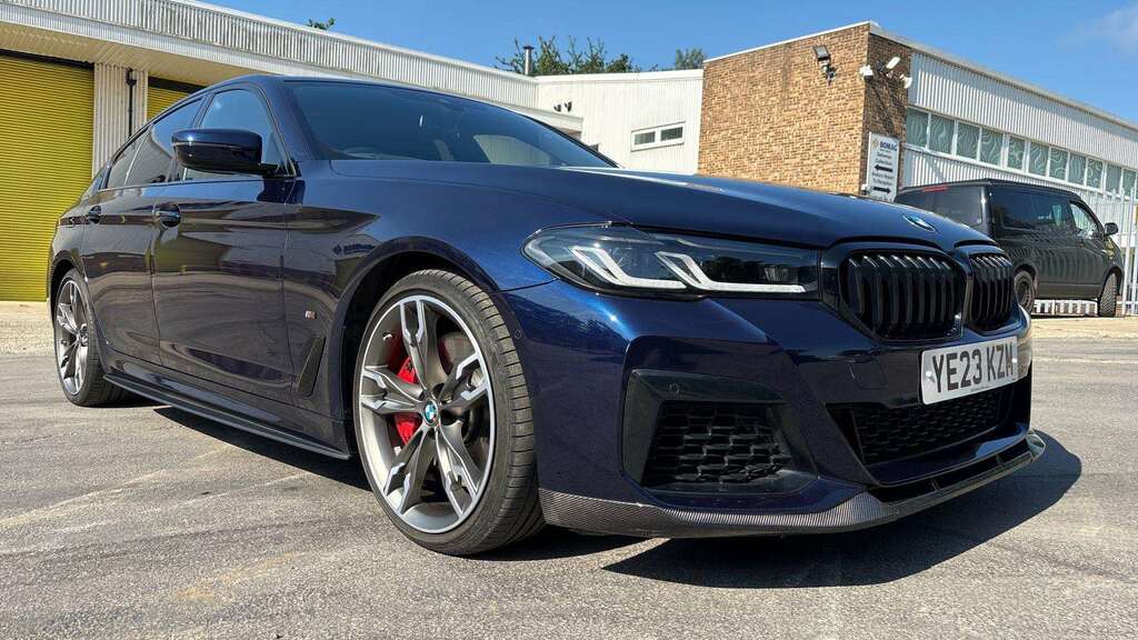 BMW 5 Series 520D Mht M Sport Step White #32