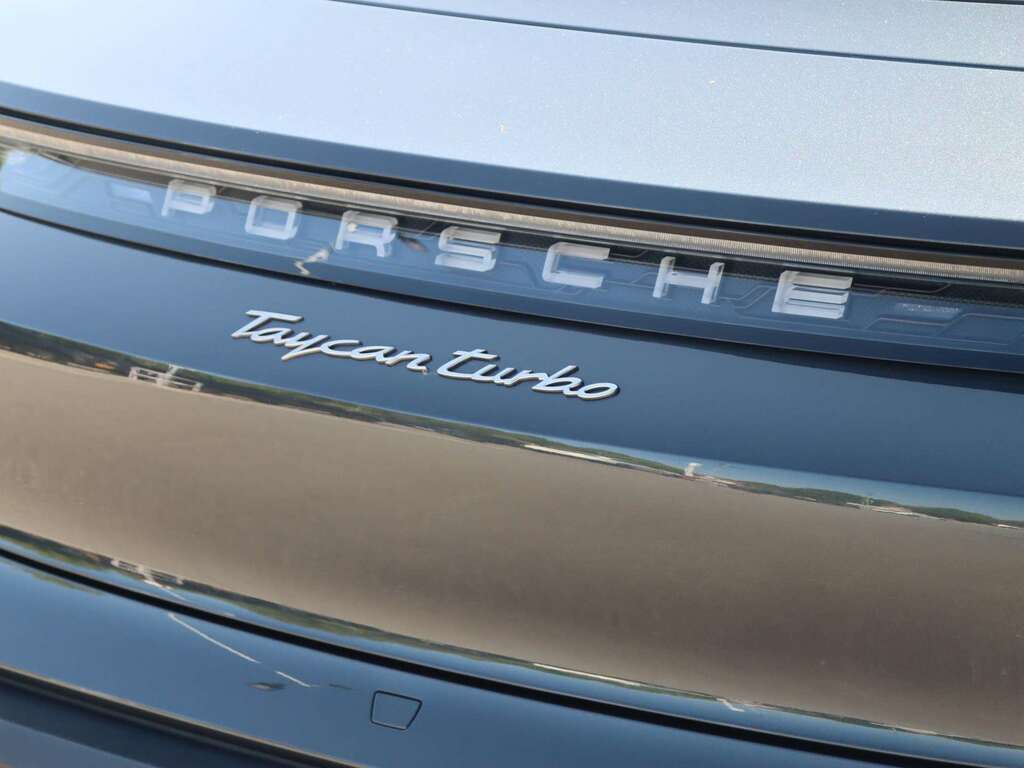 Porsche Taycan 4S 79Kwh White #29