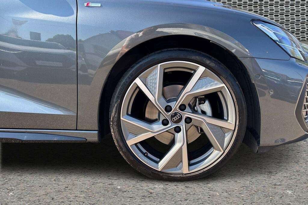 Audi A3 1.5 Tfsi 150 Black Ed S Tronic Tech Pack 202 Grey #5