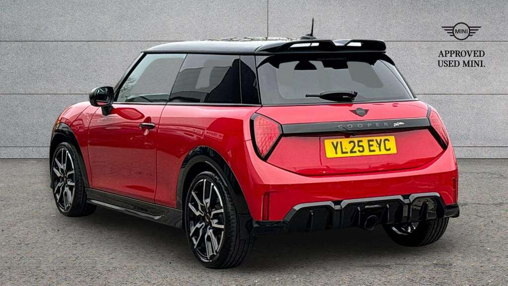 Mini Hatch 2.0 John Works 2025 Red #2