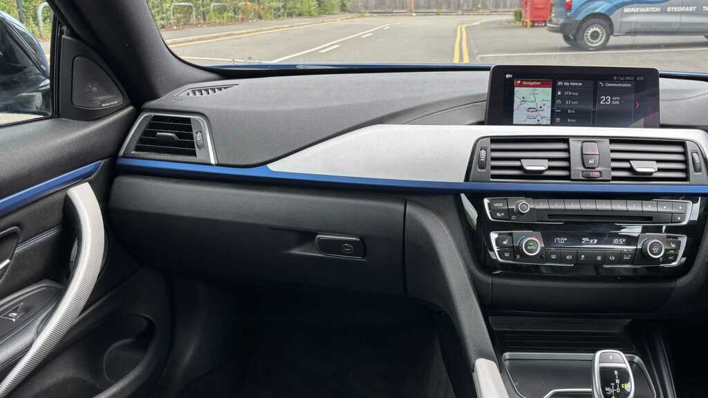 BMW 4 Series 420D 190 M Sport Professional Media 2 Blue #3