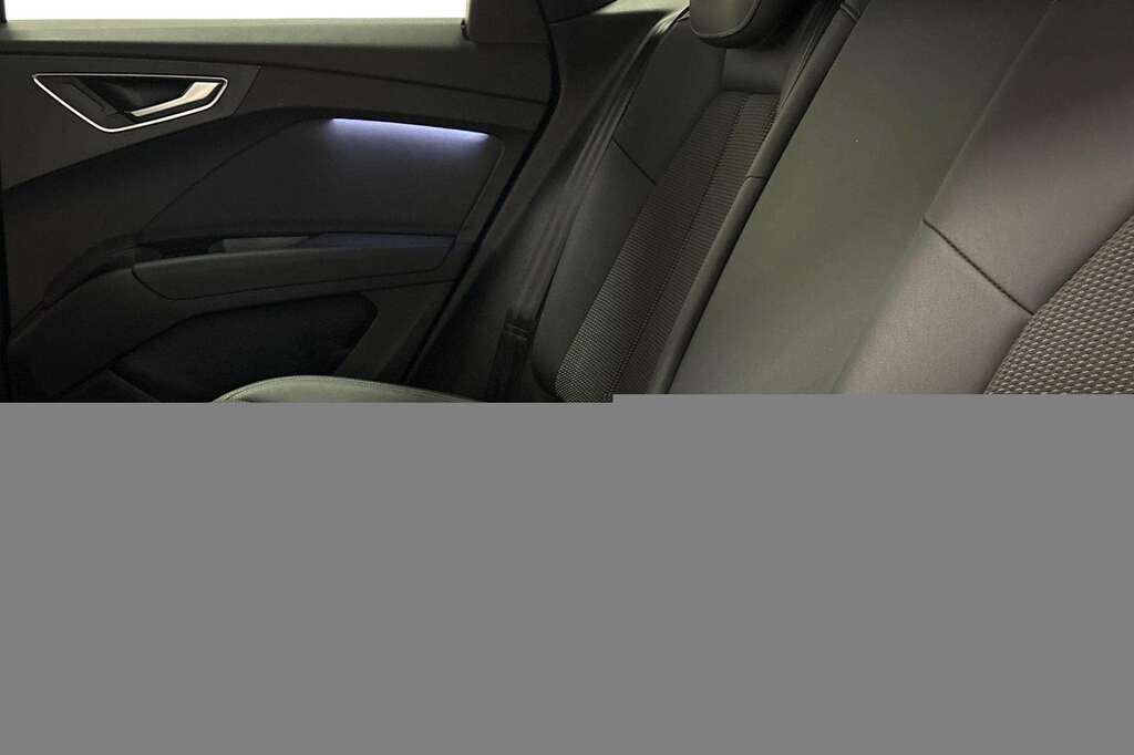 Audi Q4 E Tron 150Kw 40 82Kwh S Line 2023 Blue #5