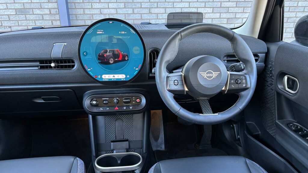 Mini Hatch 2.0 S Classic 2024 Black #4