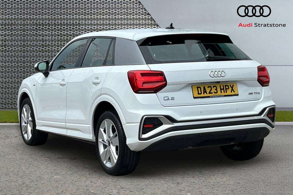 Audi Q2 35 Tfsi S Line S Tronic 2023 White #3