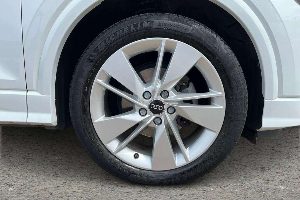 Audi Q2 35 Tfsi S Line S Tronic 2023 White #5