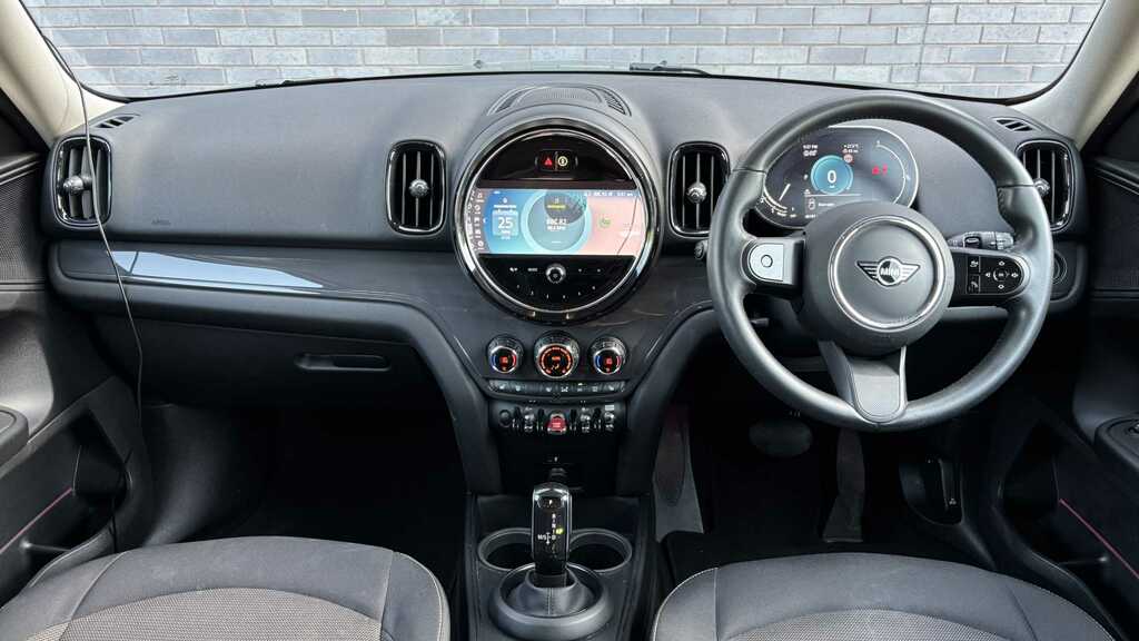 Mini Countryman 1.5 Cooper Classic 2023 Green #3