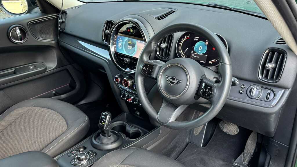 Mini Countryman 1.5 Cooper Classic 2023 Green #6
