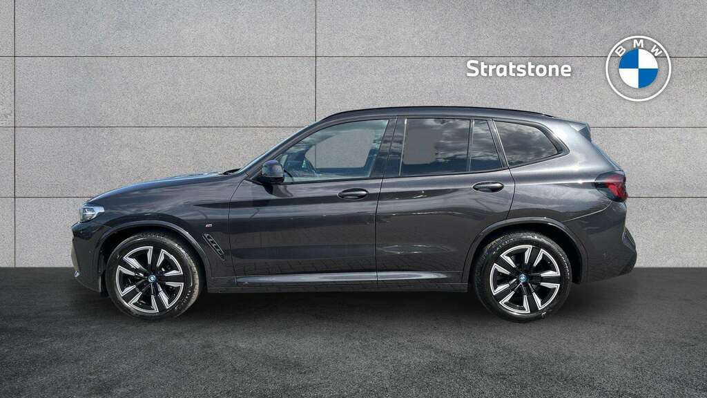 BMW iX3 210Kw M Sport 80Kwh 2022 Grey #4