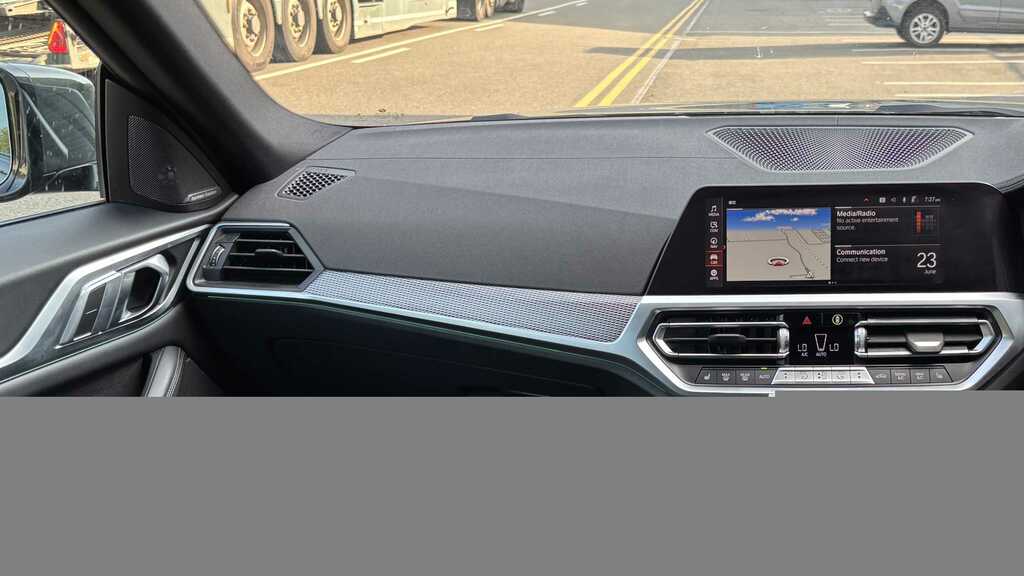 BMW 4 Series 420I M Sport Step 2022 Green #6