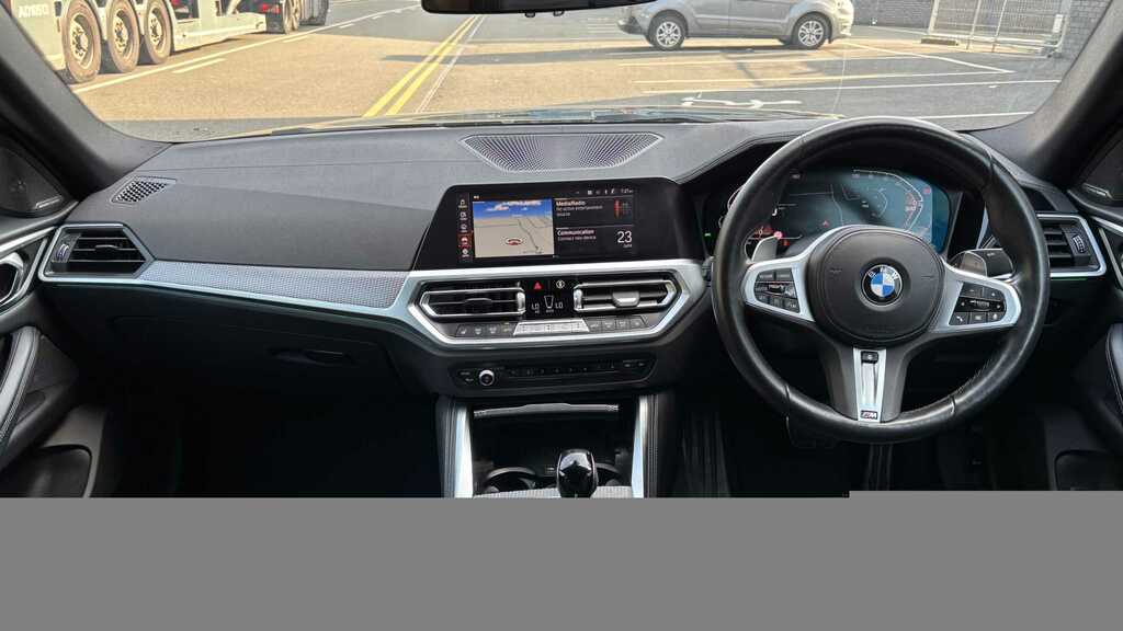 BMW 4 Series 420I M Sport Step 2022 Green #4