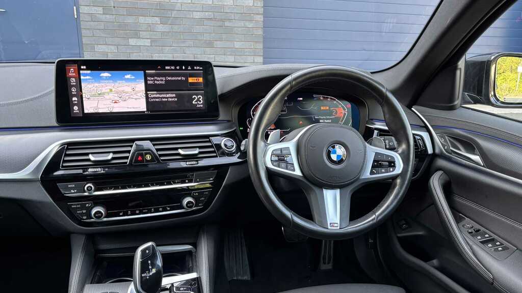 BMW 5 Series 530E M Sport Comfort Plus Blue #4