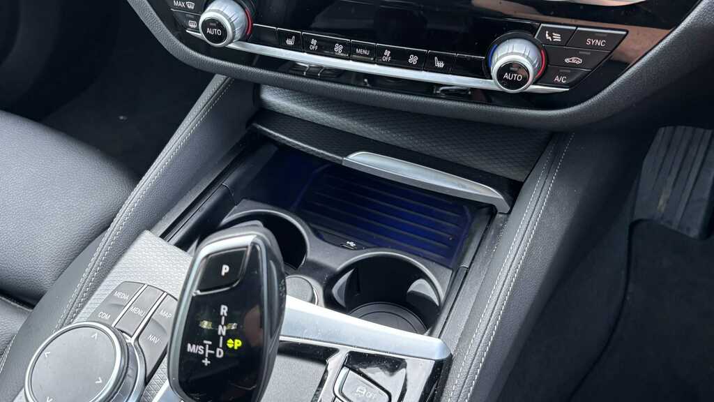 BMW 5 Series 530E M Sport Comfort Plus Blue #26