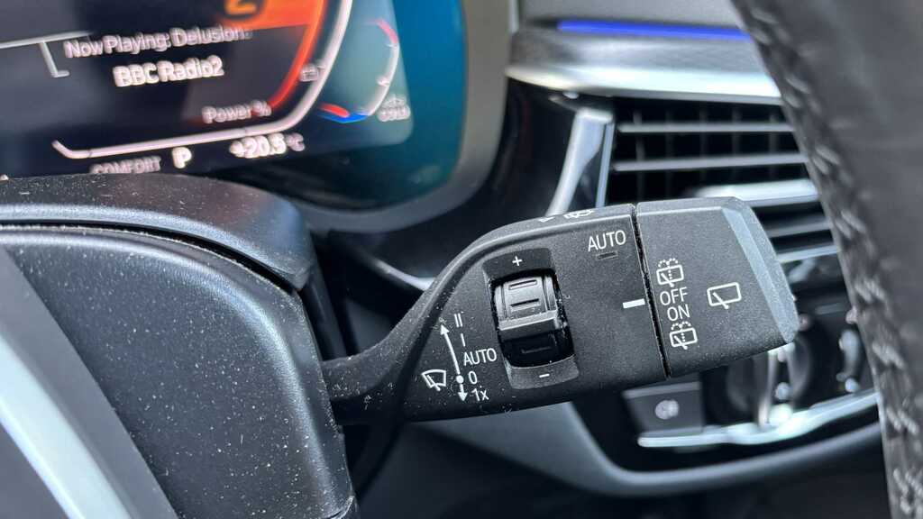 BMW 5 Series 530E M Sport Comfort Plus Blue #25