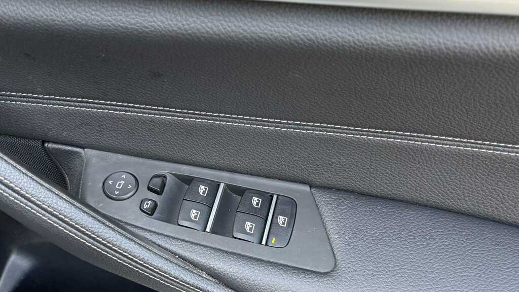 BMW 5 Series 530E M Sport Comfort Plus Blue #28