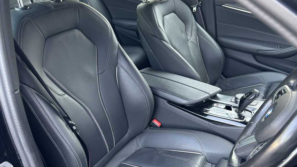 BMW 5 Series 530E M Sport Comfort Plus Blue #11