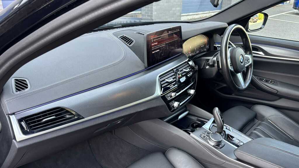 BMW 5 Series 530E M Sport Comfort Plus Blue #7