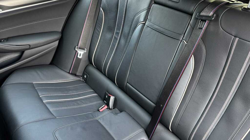 BMW 5 Series 530E M Sport Comfort Plus Blue #12