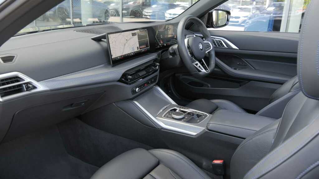 BMW 4 Series 420I M Sport Step 2024 Black #6