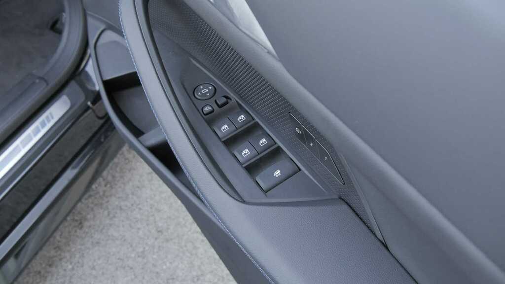 BMW 4 Series 420I M Sport Step Grey #26