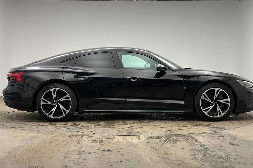 Audi E Tron GT 390Kw Quattro 93Kwh 2023 Black #4