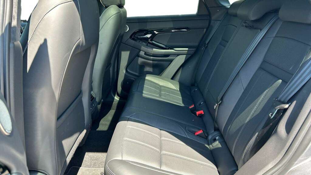Land Rover Range Rover Evoque 2.0 D200 Revised 2026 Grey #4