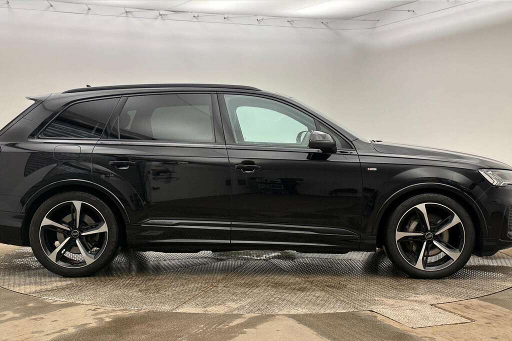 Audi Q7 45 Tdi Quattro S Line Tiptronic 2023 Black #2