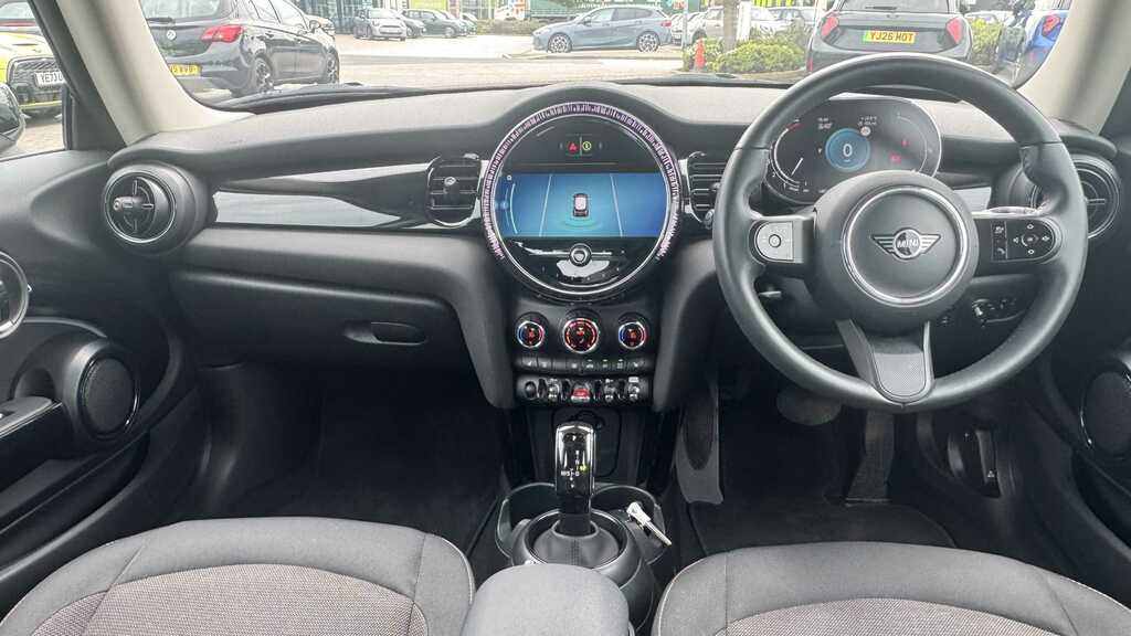 Mini Hatch 1.5 Cooper Classic II Comfort Pack 2024 Silver #3