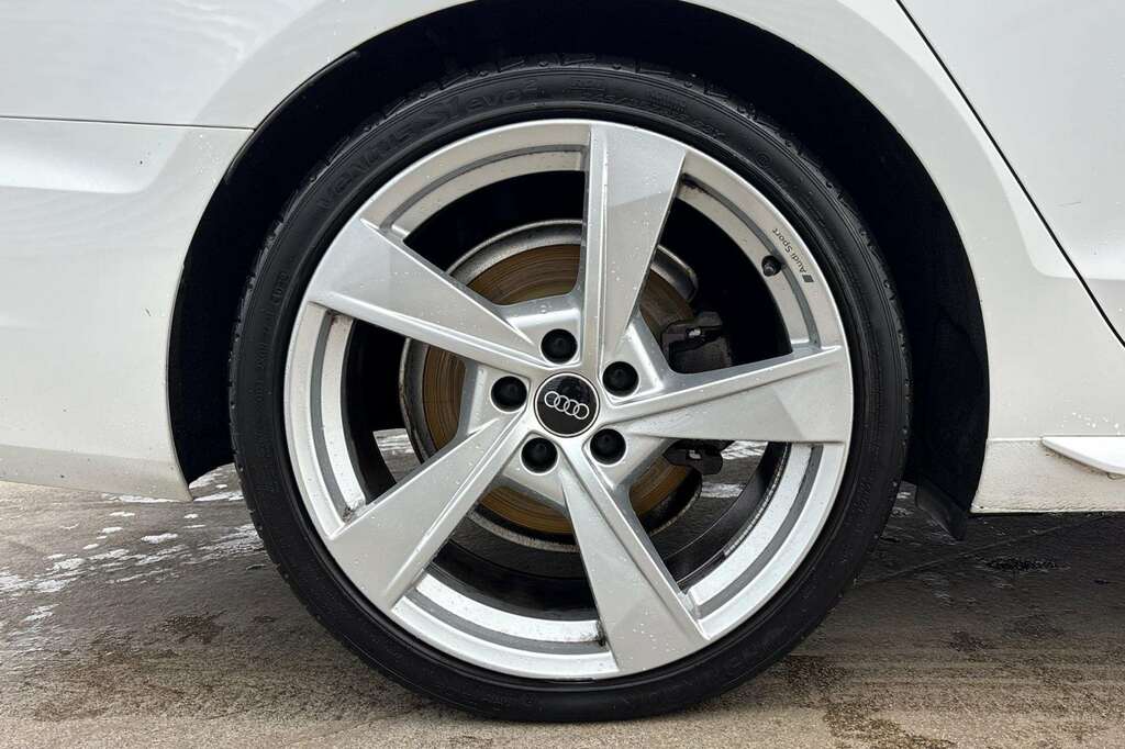 Audi A4 35 Tfsi S Line S Tronic 2022 White #4