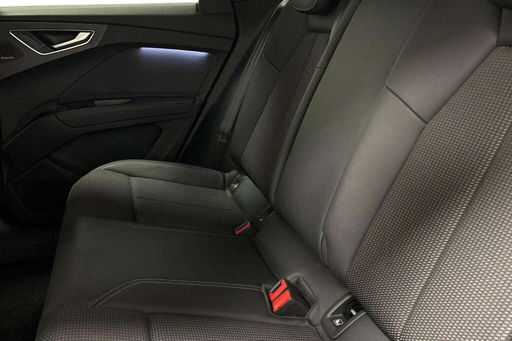 Audi Q4 E Tron 125Kw 35 55Kwh S Line 2023 Grey #6