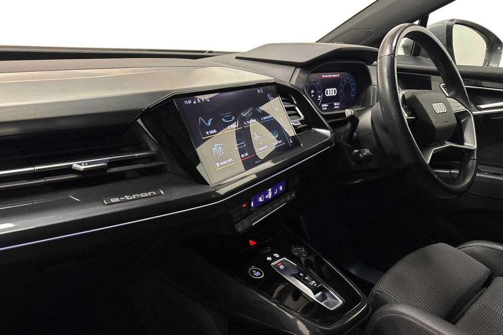 Audi Q4 E Tron 125Kw 35 55Kwh S Line 2023 Grey #2