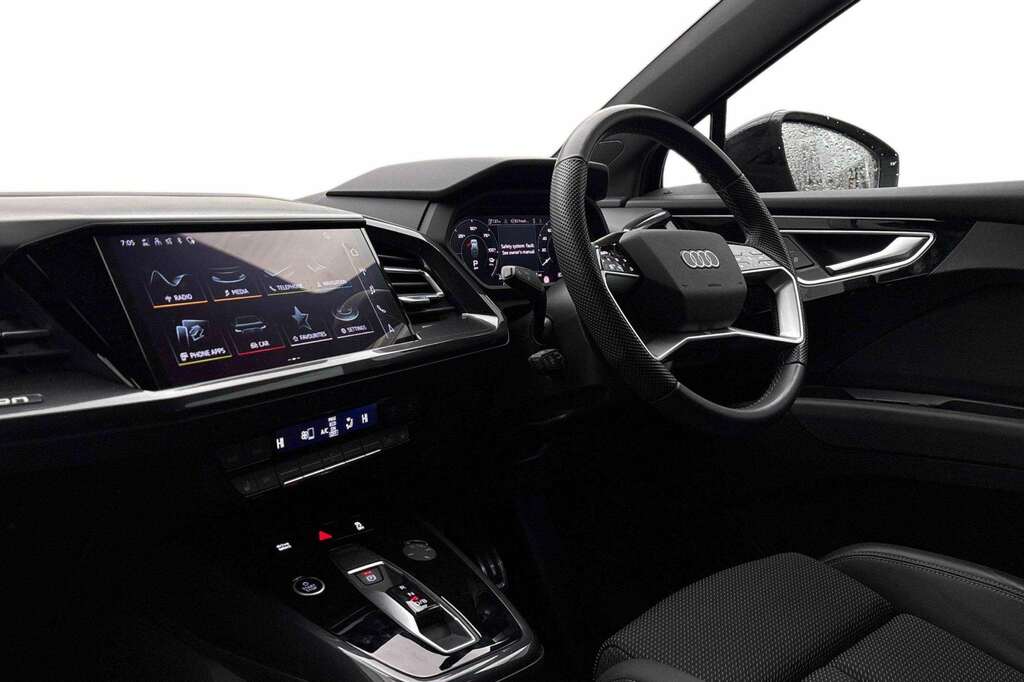 Audi Q4 E Tron 150Kw 40 82Kwh S Line 2023 Black