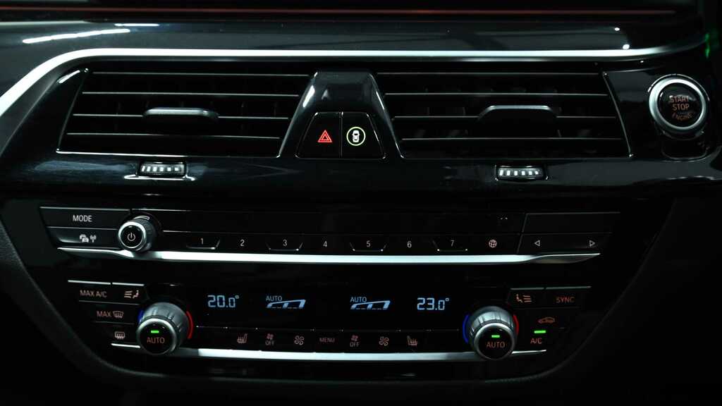 BMW 5 Series 520D M Sport Mhev Black #17