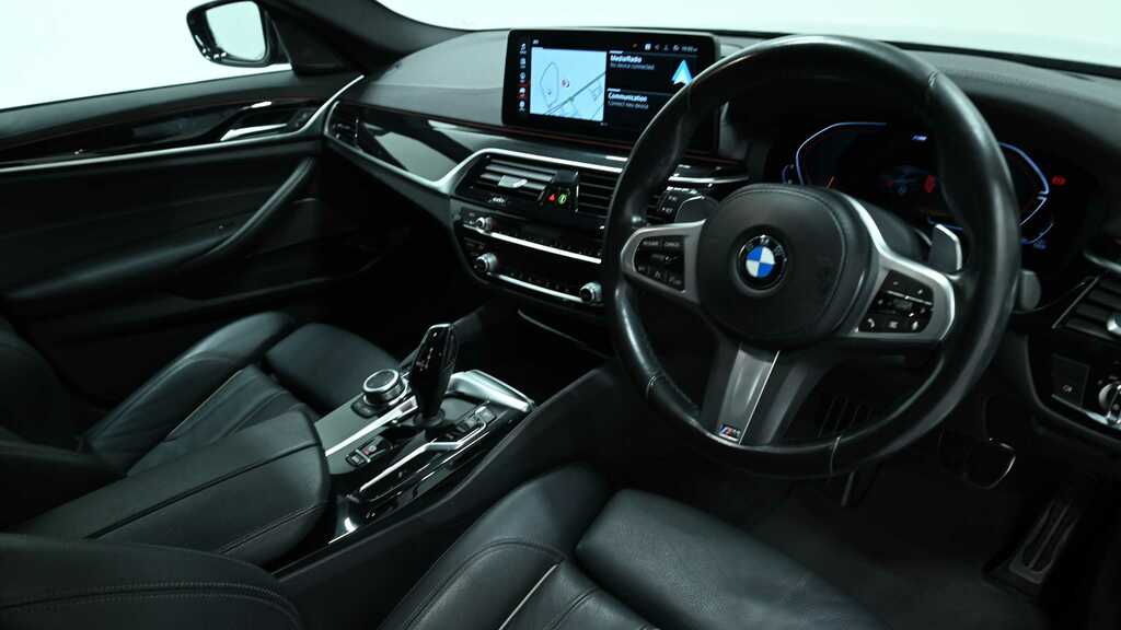 BMW 5 Series 520D Mht M Sport Step 2022 Grey #5