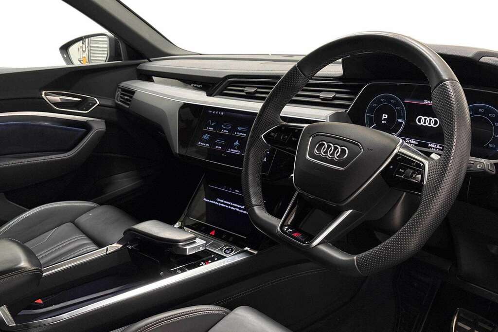 Audi Q8 e tron 250Kw 50 Quattro 95Kwh Black Edition 2023 Grey #6