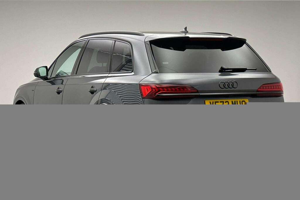 Audi Q7 55 Tfsi Quattro Black Edition Tiptronic 2023 Grey #3