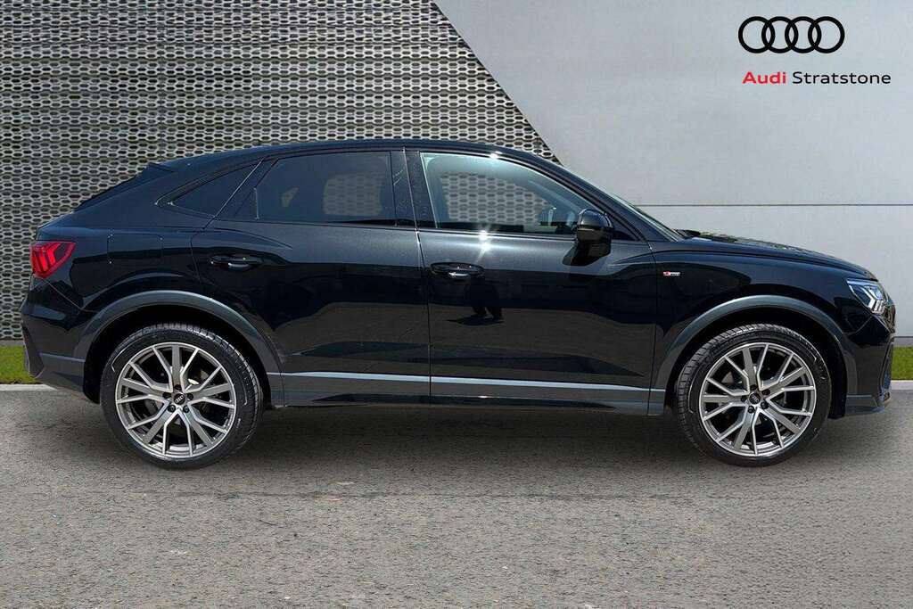 Audi Q3 35 Tfsi Black Edition S Tronic 20 Alloy 202 DX75RYY  #3
