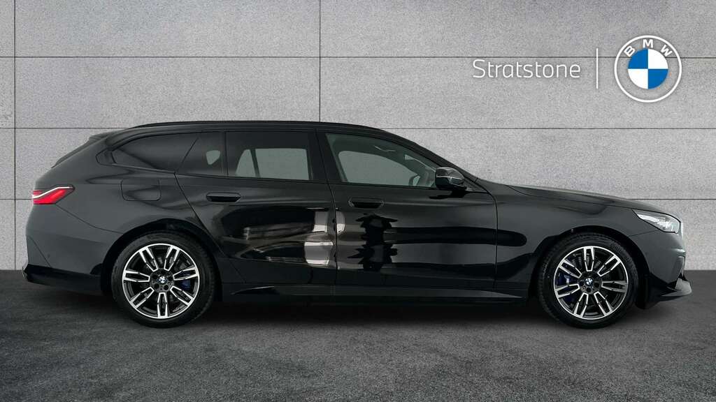 BMW i5 250Kw Edrive40 M Sport 84Kwh 2026 Black #3