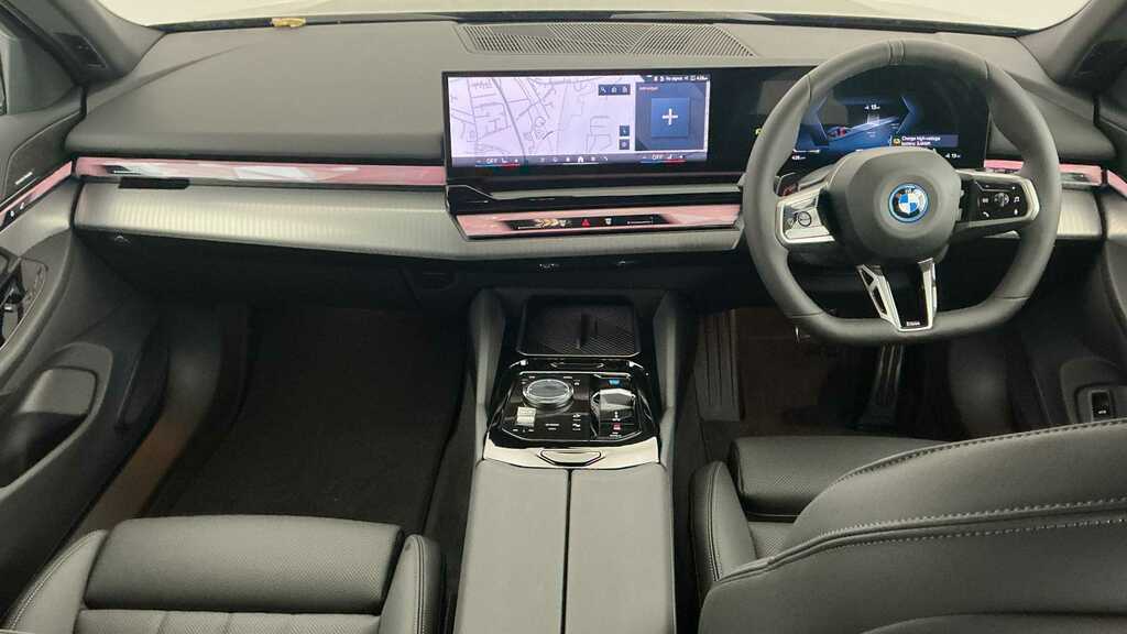BMW i5 250Kw Edrive40 M Sport 84Kwh 2026 Black #4