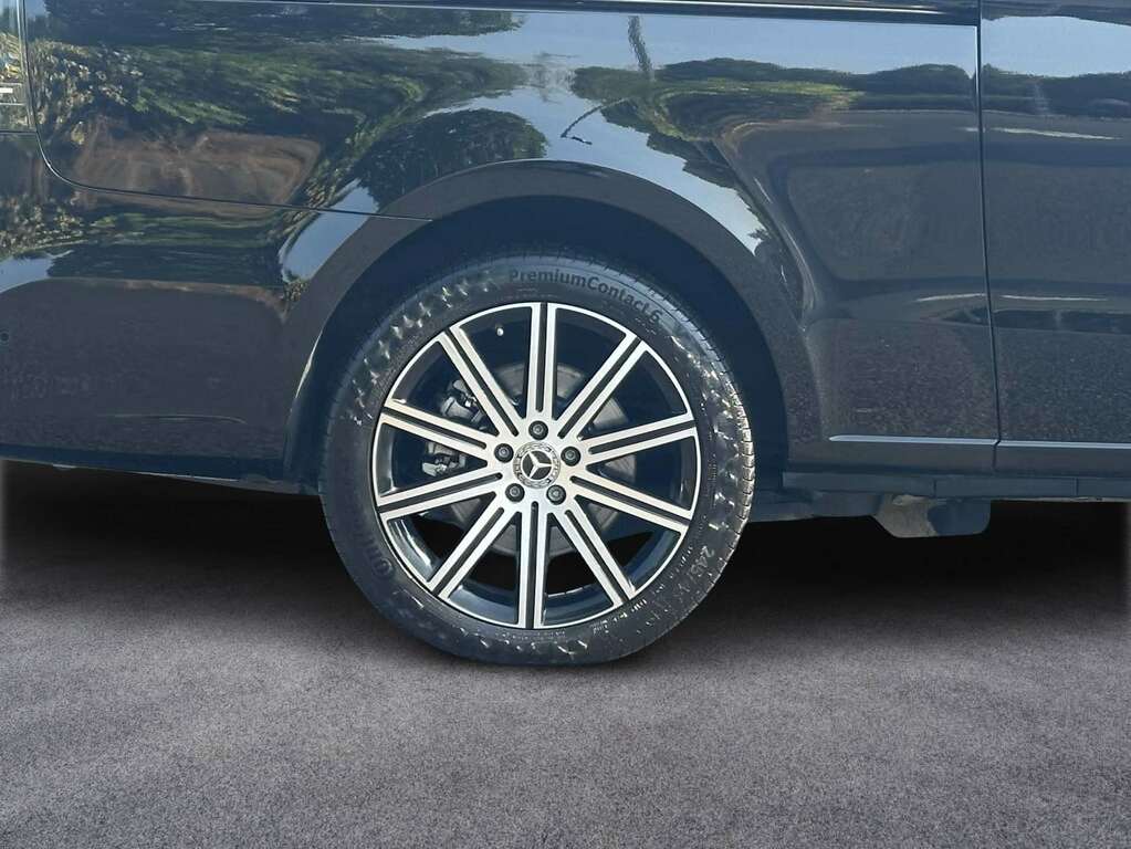Mercedes-Benz V Class V300 D Premium 9G-tronic Extra Long 2025 Black #5