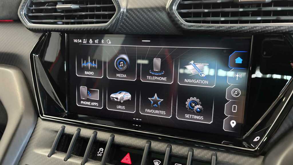 Lamborghini Urus 4L Performante Black #33