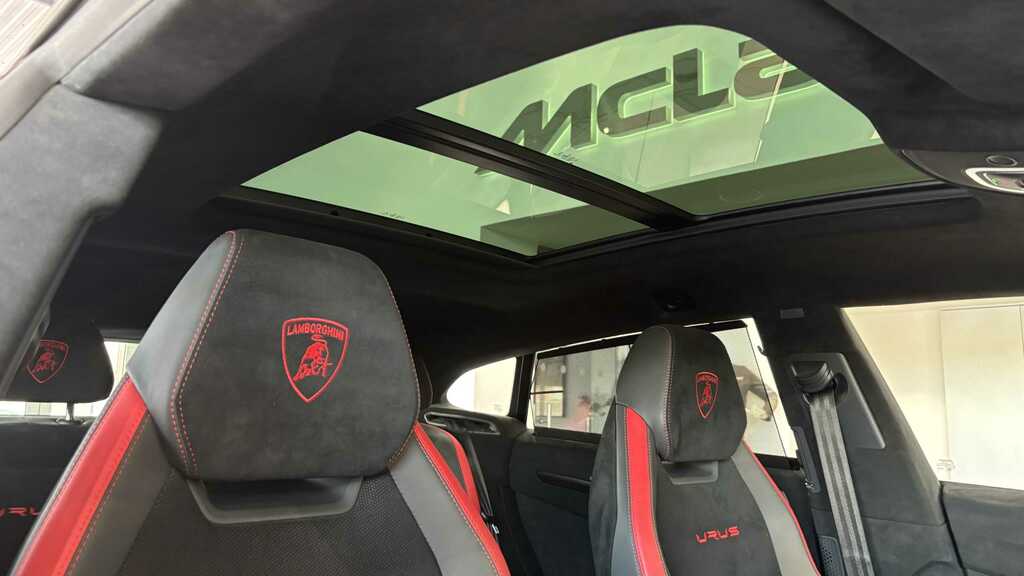 Lamborghini Urus 4L Performante Black #19
