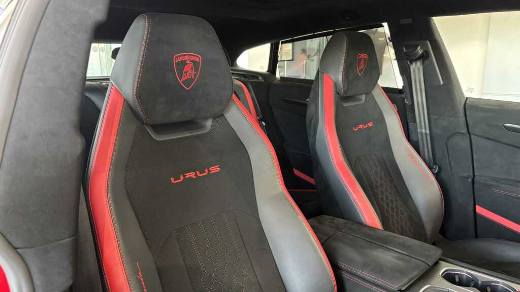 Lamborghini Urus 4L Performante Black #18