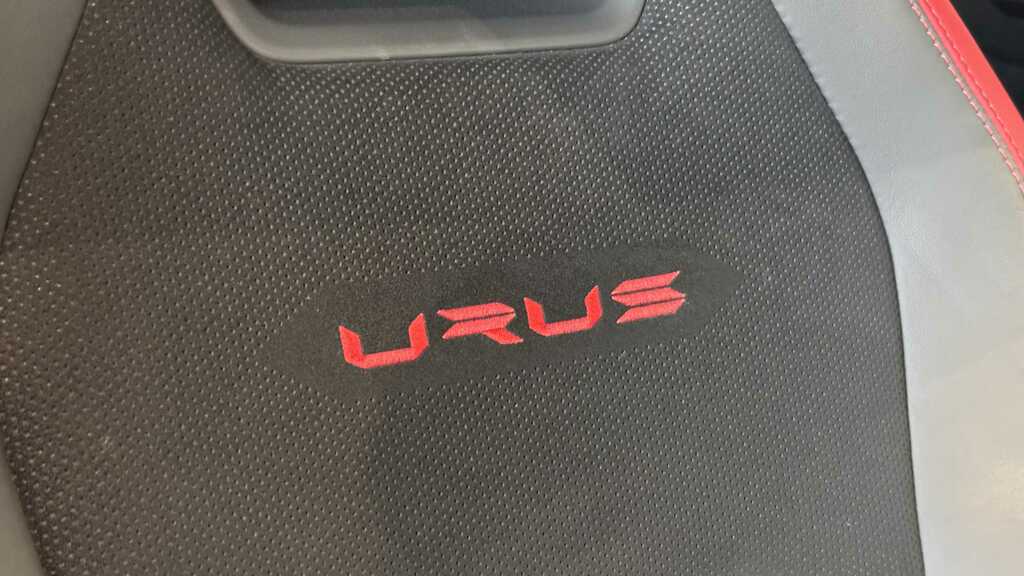 Lamborghini Urus 4L Performante Black #21