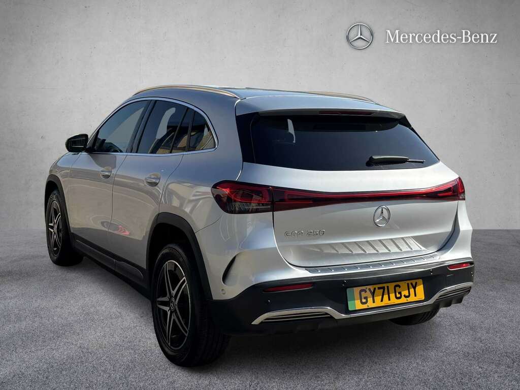 Mercedes-Benz EQA 250 140Kw Amg Line 66.5Kwh 2021 Silver #2