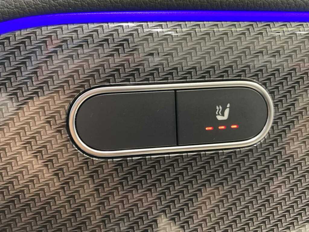 Mercedes-Benz B Class Amg Line Red #18