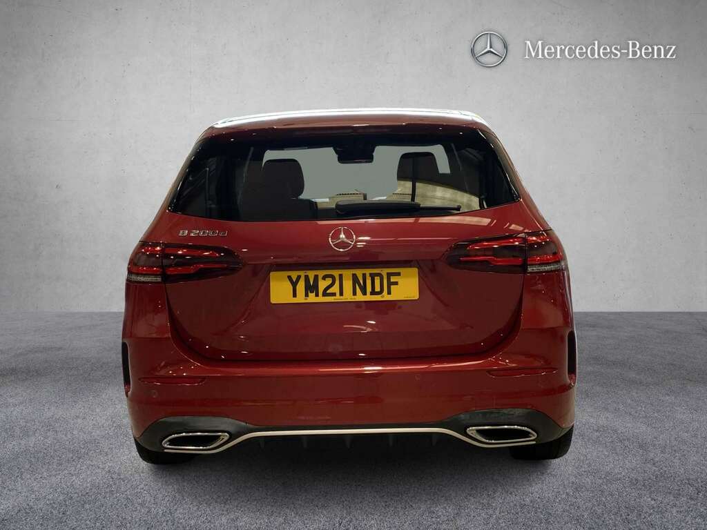 Mercedes-Benz B Class Amg Line Red #7