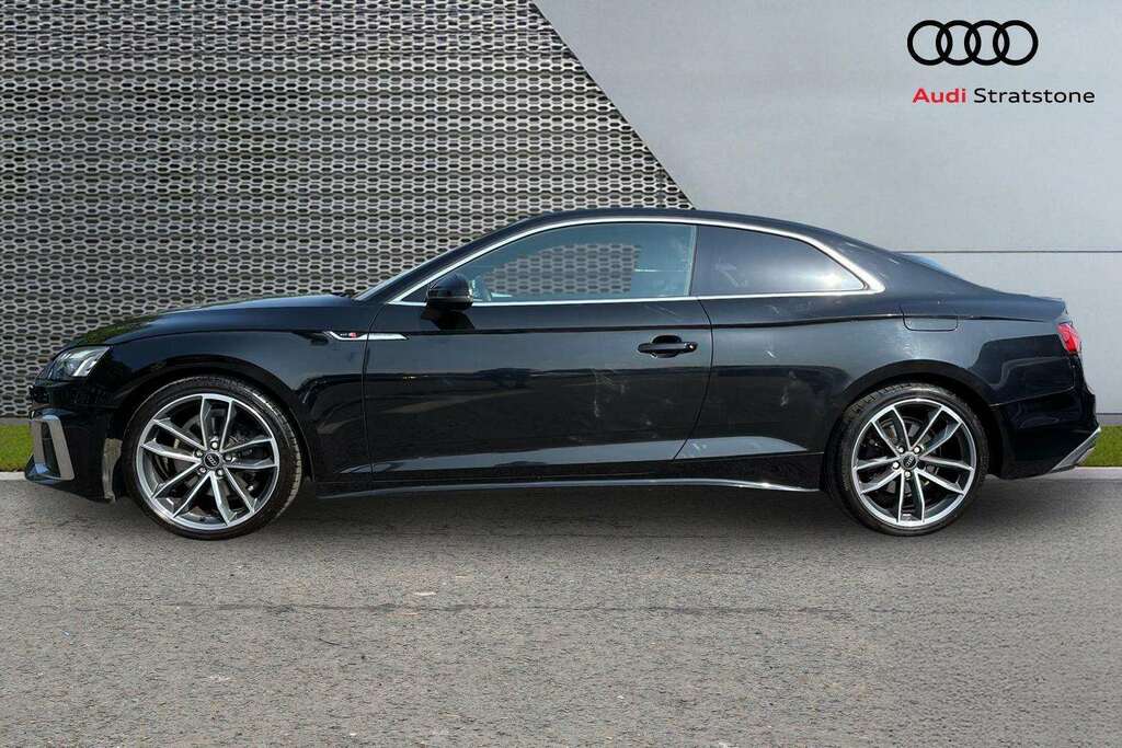 Audi A5 35 Tfsi S Line S Tronic 2023 Black #6