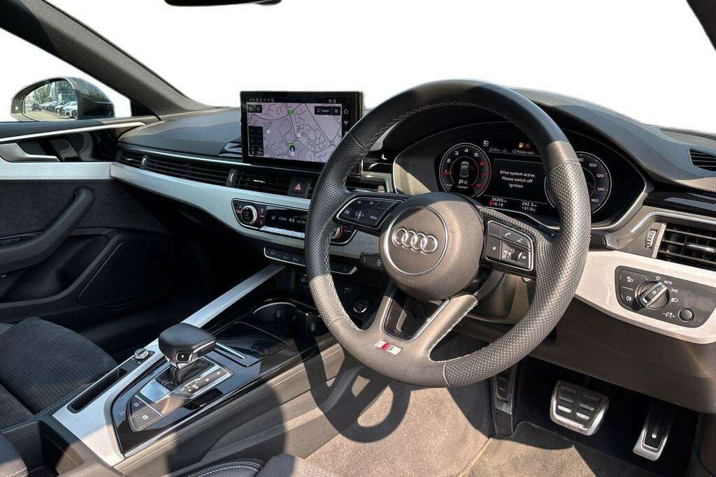 Audi A5 35 Tfsi S Line S Tronic 2023 Black #4