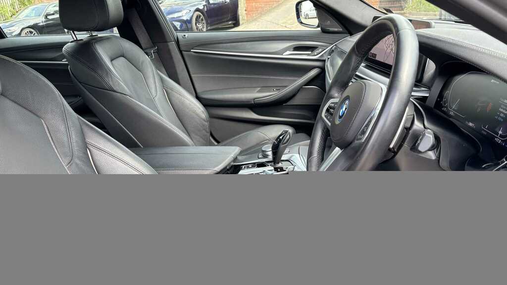 BMW 5 Series 530E M Sport 2022 EA72CTK Grey #3